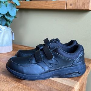 New Balance 813 Men’s Black Sneakers Size 10.5